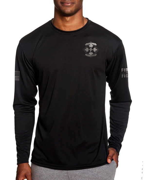 Black on Black Unisex Performance PT Long Sleeve Shirt. This shirt IS approved for PT. *Free Shipping for orders sent to base only*